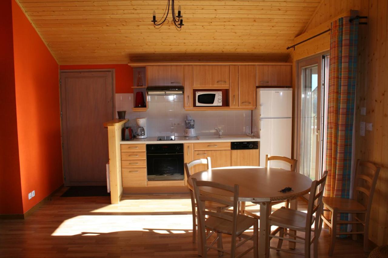 Chalets De Tremontagne 3 Etoiles Nanchez Exterior photo