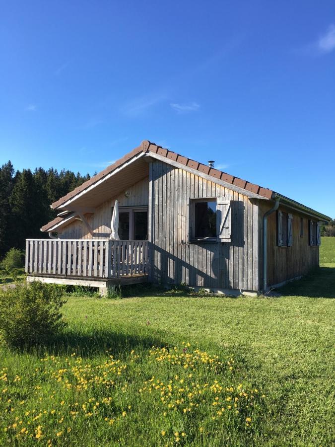 Chalets De Tremontagne 3 Etoiles Nanchez Exterior photo